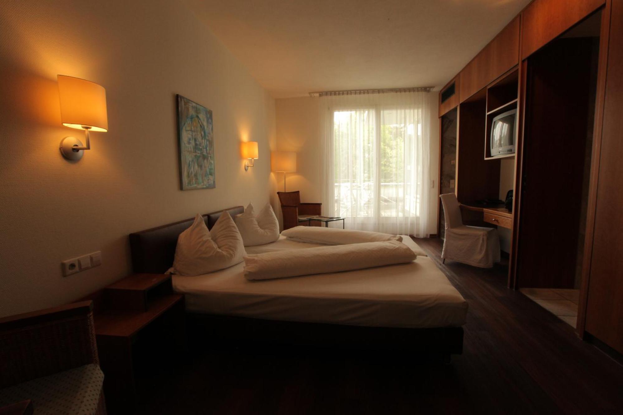 Hotel Mariotto Am Burghof Lörrach Habitación foto